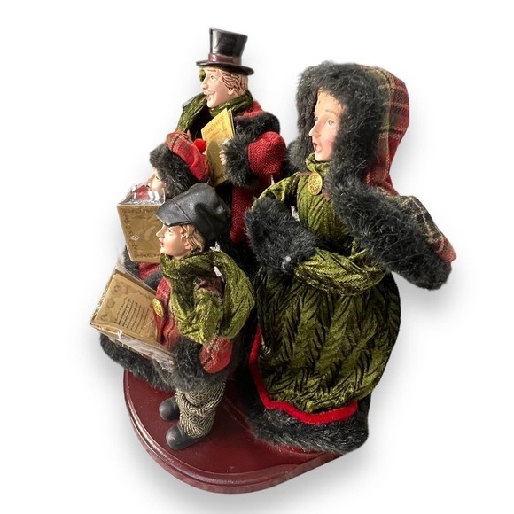 Dickens Christmas Carolers w/ Stand Valerie Parr Hill QVC 2013 Holiday Decor - Picture 6 of 15